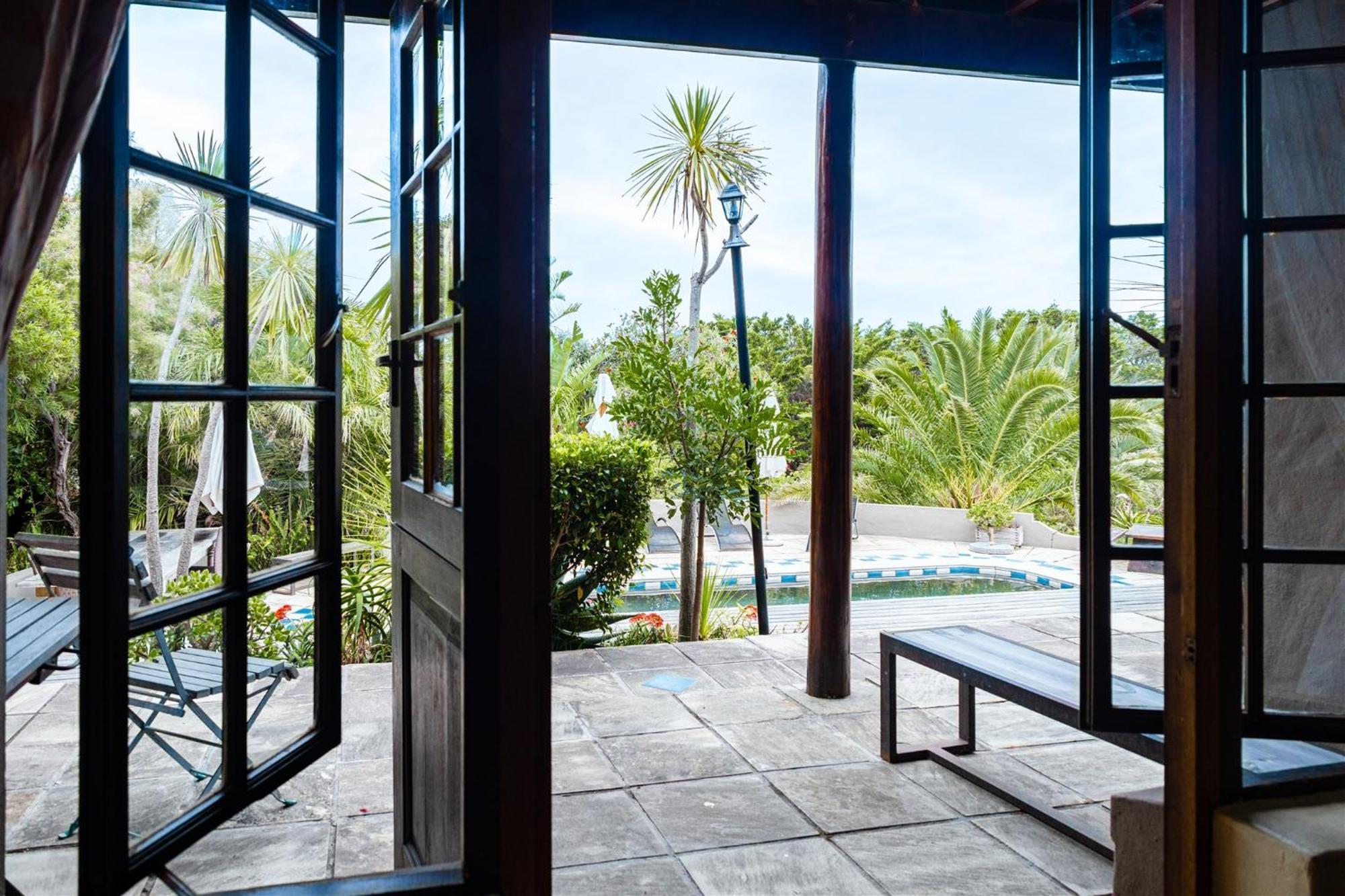 Wild Rose Country Lodge Noordhoek Exterior photo