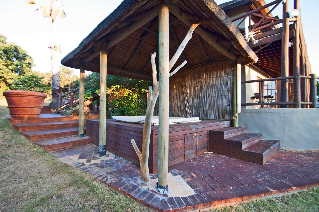 Wild Rose Country Lodge Noordhoek Exterior photo