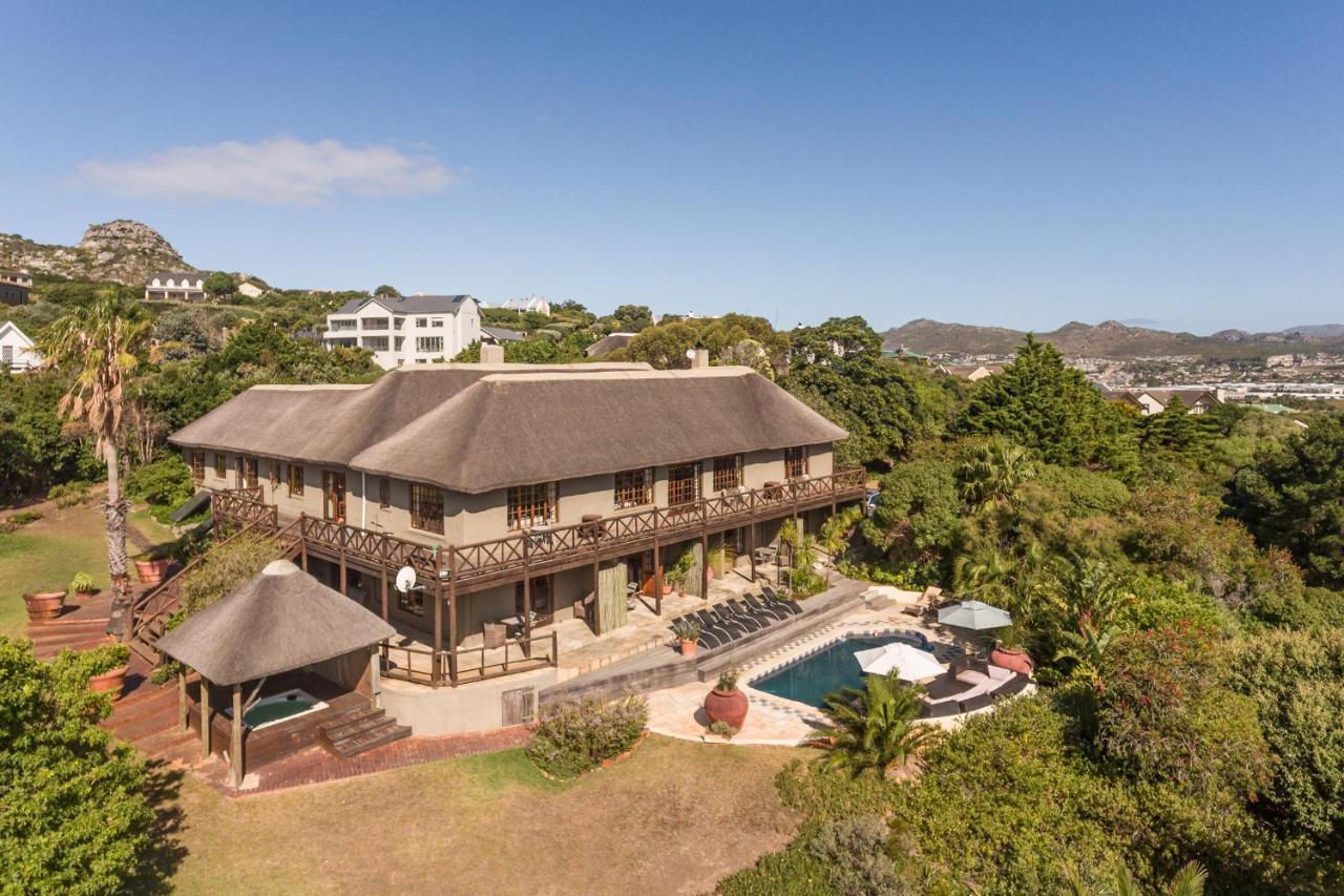 Wild Rose Country Lodge Noordhoek Exterior photo